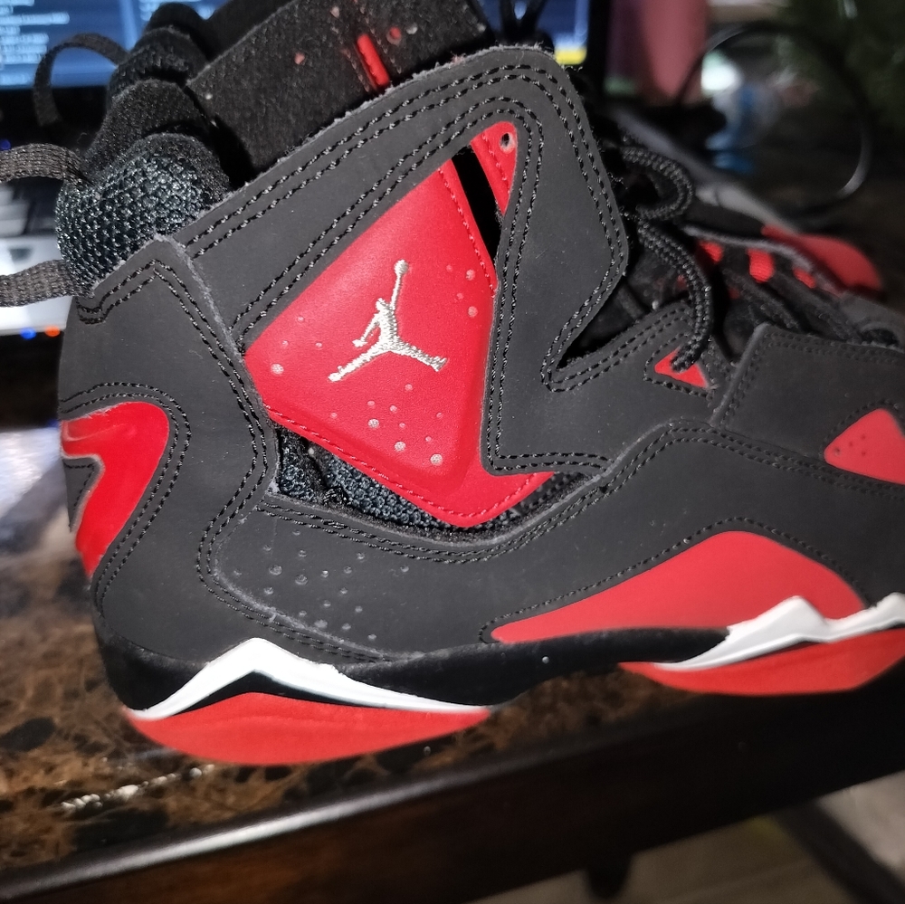 Air Jordans Boys Youth 6.5Y